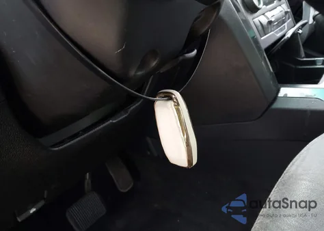 2017 Ford Explorer Xlt z USA, uszkodzony, nr VIN 1FM5K8DH8HGD47315